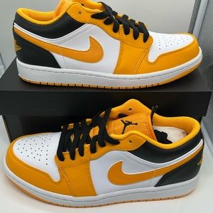 Brand new air Jordan 1 low taxi